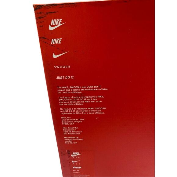 NIB Nike Unisex US 9 Air Max 90 HF4860-100 Round Toe Lace Up Sneaker Shoes - Picture 12 of 14